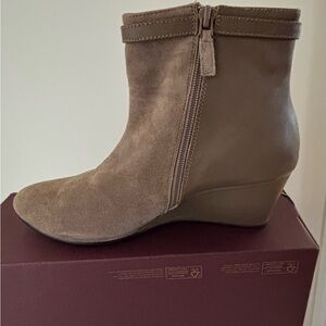 Women's Leather Tan Ankle Boots